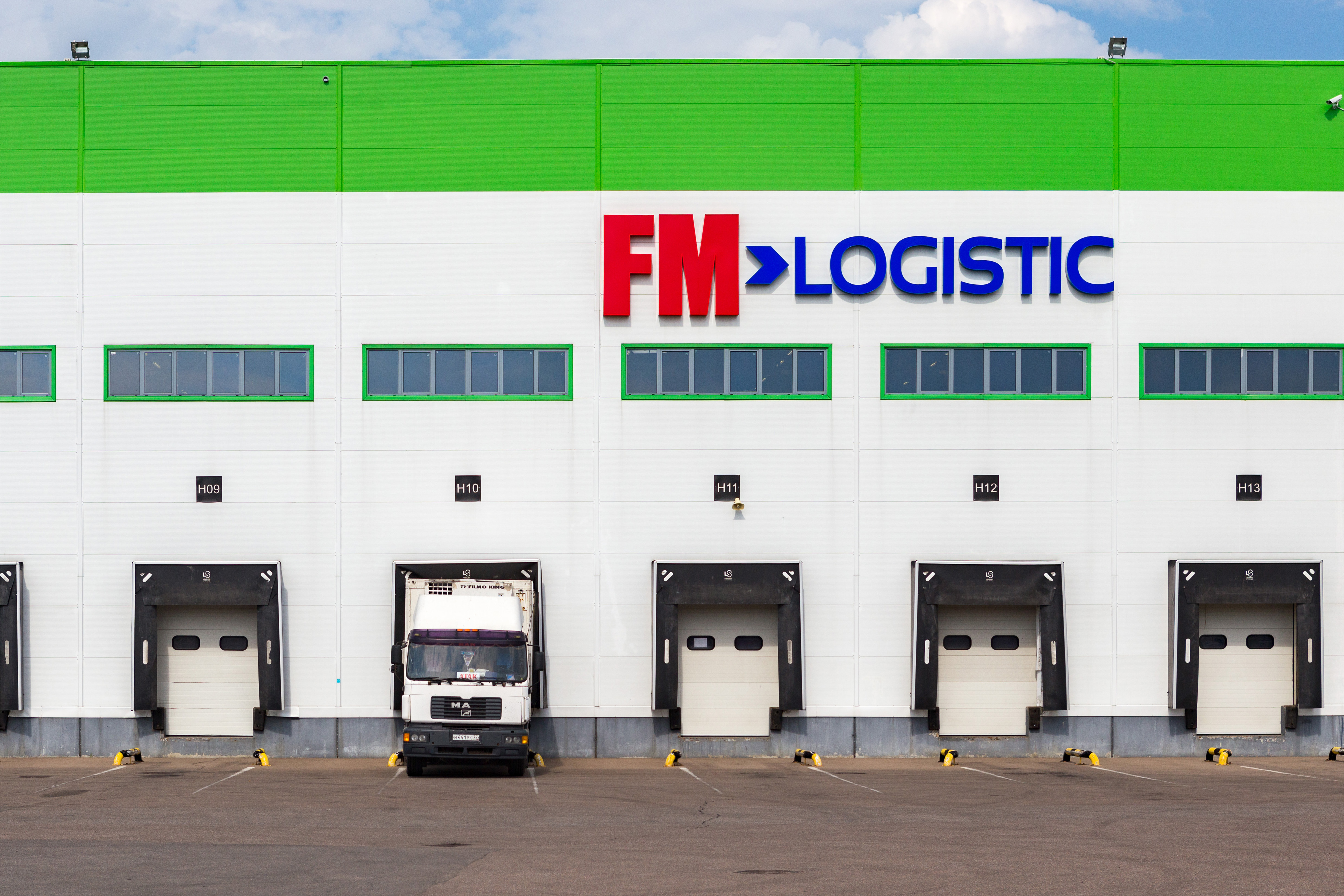 fm logistic block in south gate industrial park